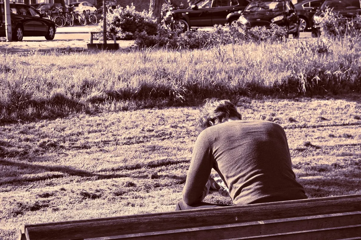 How to Fact-Check a Viral News Story in Five Minutes
